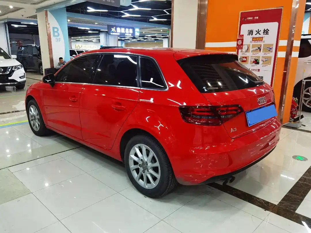 Audi A3 2014 Sportback 35 TFSI Automatic Fashion фото 4