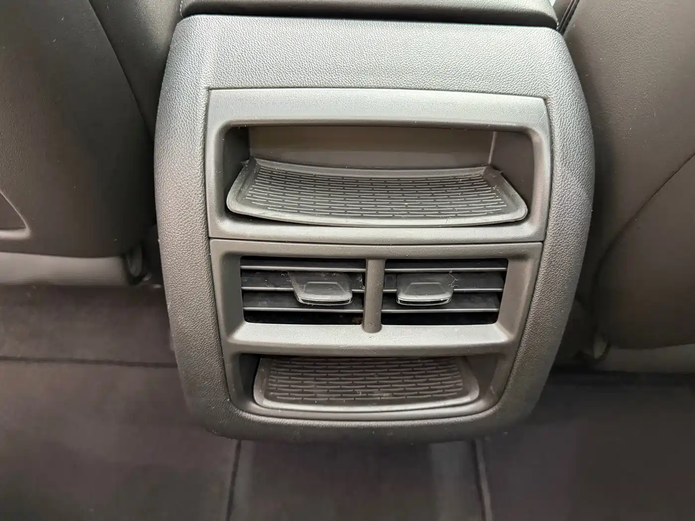 Cadillac XT5 2016 25T Luxury Model фото 20