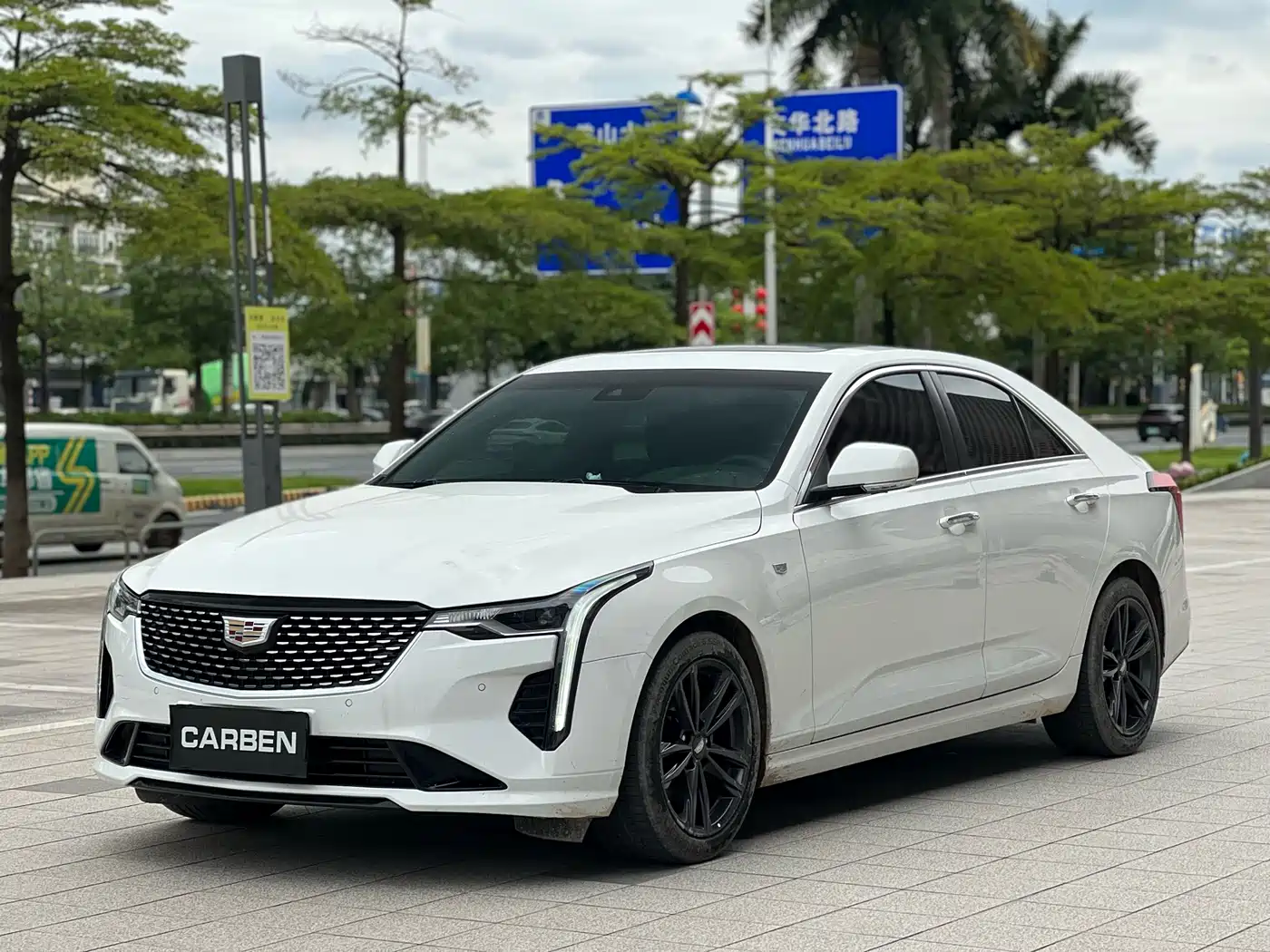 CADILLAC CT4