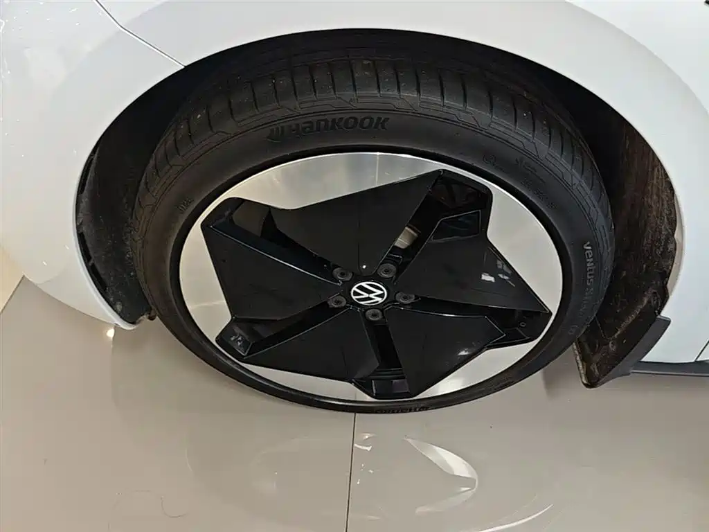 Volkswagen ID.3 2023 Pure Smart Edition фото 23