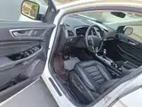 Фото 12 - Ford Edge