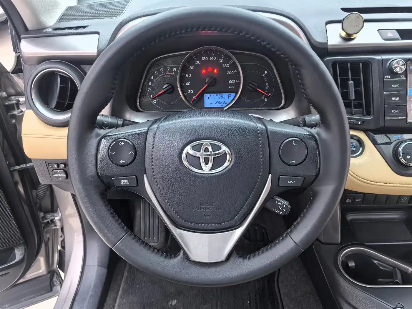 Toyota RAV4 Rongfang 2016 2.0L CVT 2WD Trend (China V) фото 4