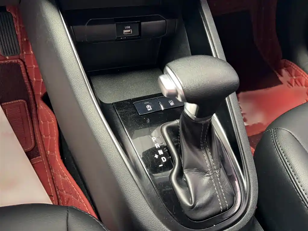 Kia Forte 2019 1.6L Auto Trend Edition China VI фото 12