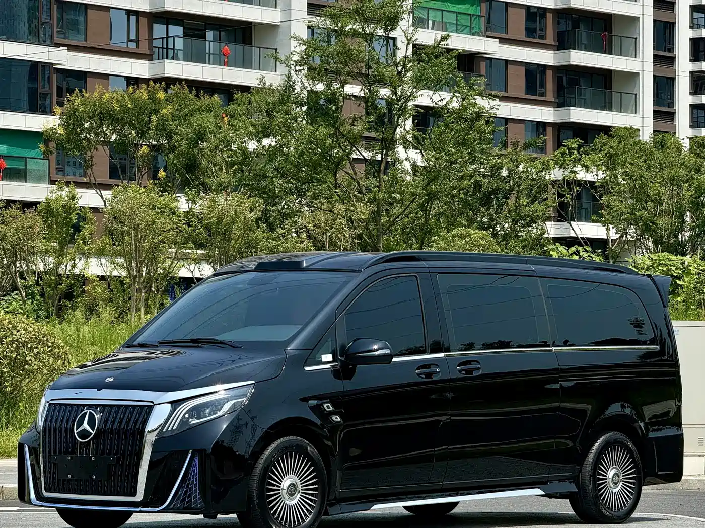 Mercedes-Benz Vito 2023 2.0T Business 7-Seater