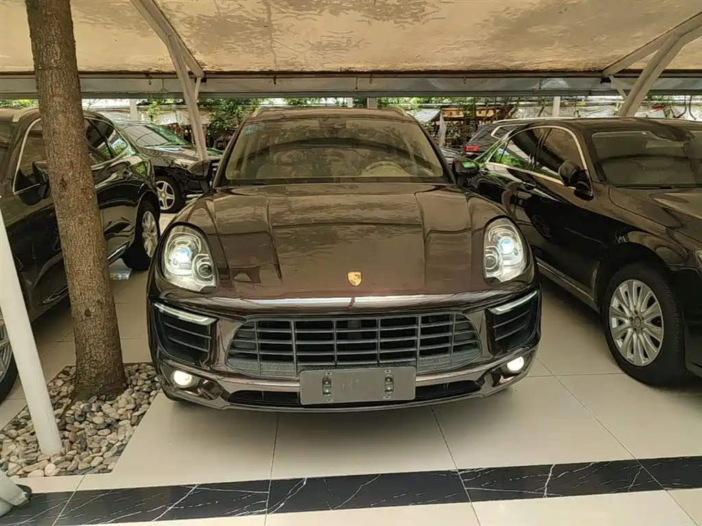 Porsche Macan 2017 Macan 2.0T фото 3