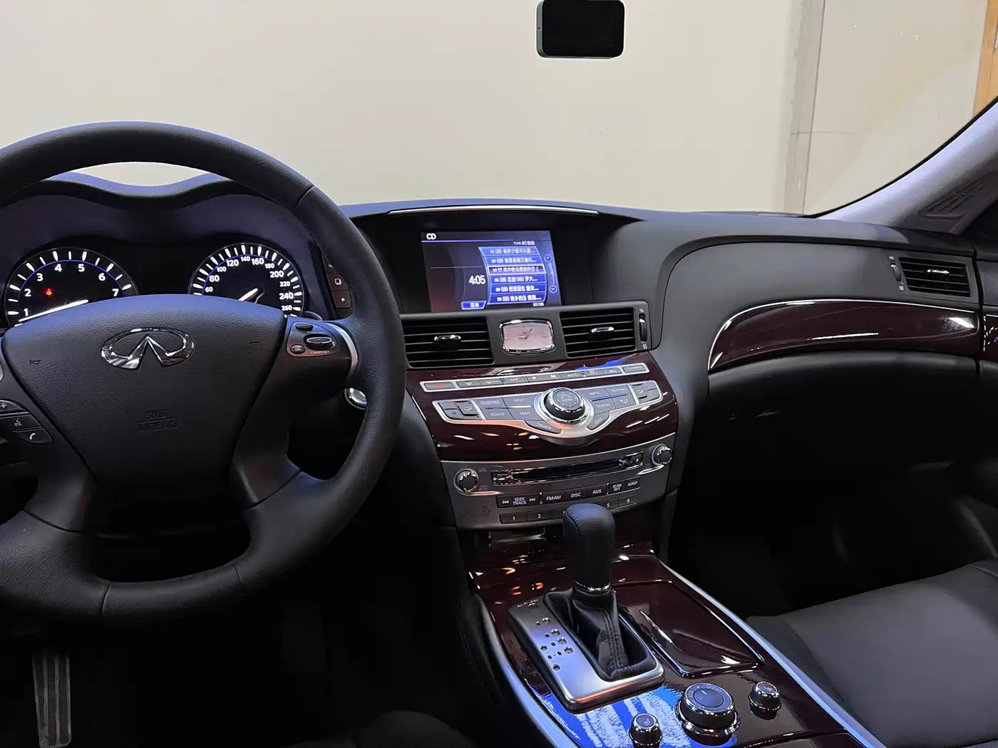 Infiniti Q70 2017 2017 Q70L 2.5L Enjoyment Edition