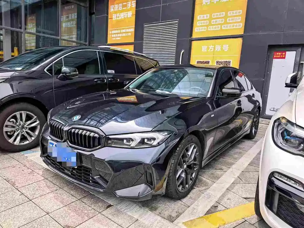 BMW 3 Series 2026 2026 330Li M Sport Shadowline Package