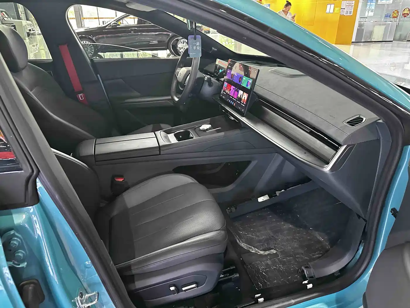 Dongfeng Yipai eπ007 2025 2026 Model 007+ Pure Electric AWD High-End Edition