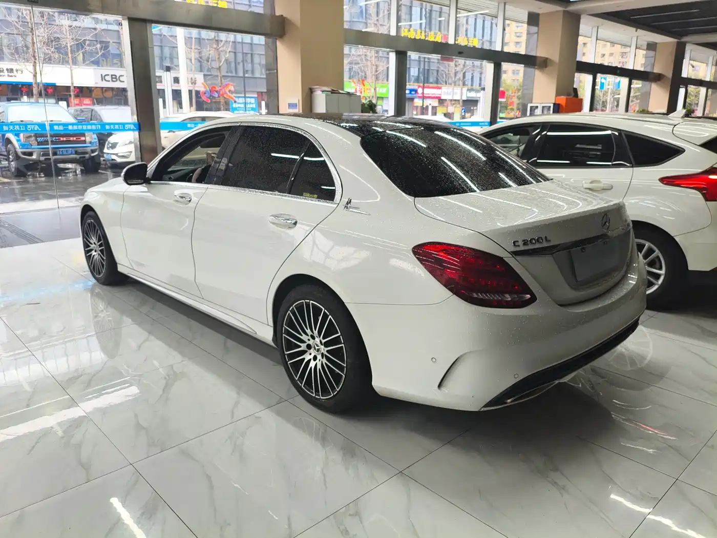 Mercedes-Benz C-Class 2017 Facelift C 200 L Sport Edition фото 6
