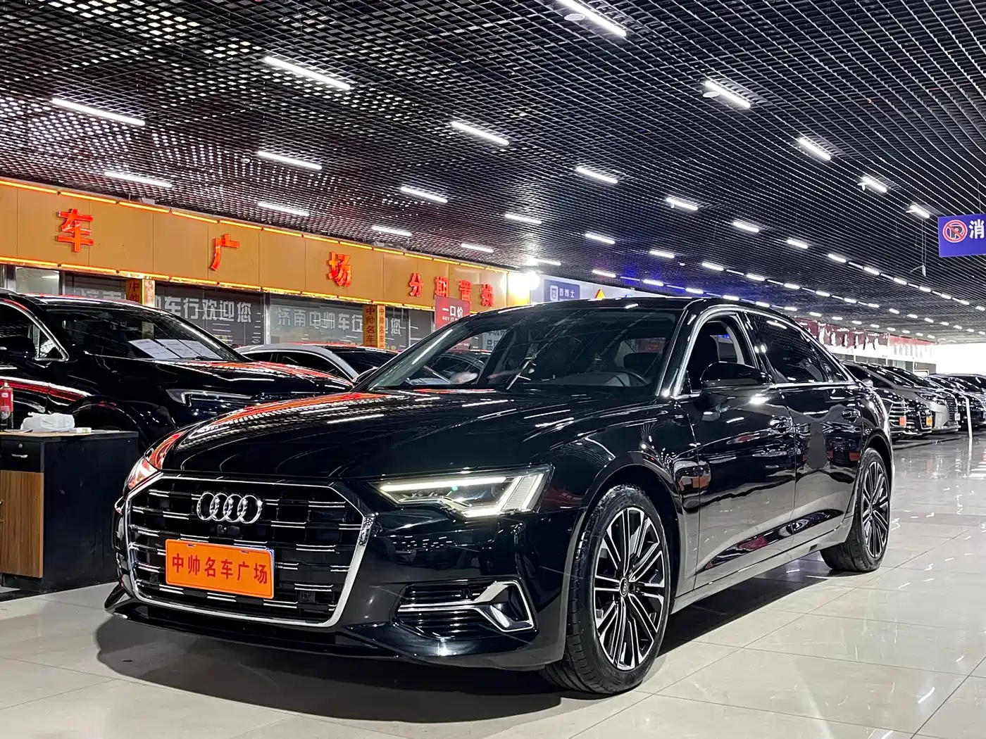 Audi A6L 2023 45 TFSI Premium Selection Elegance