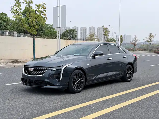CADILLAC CT4