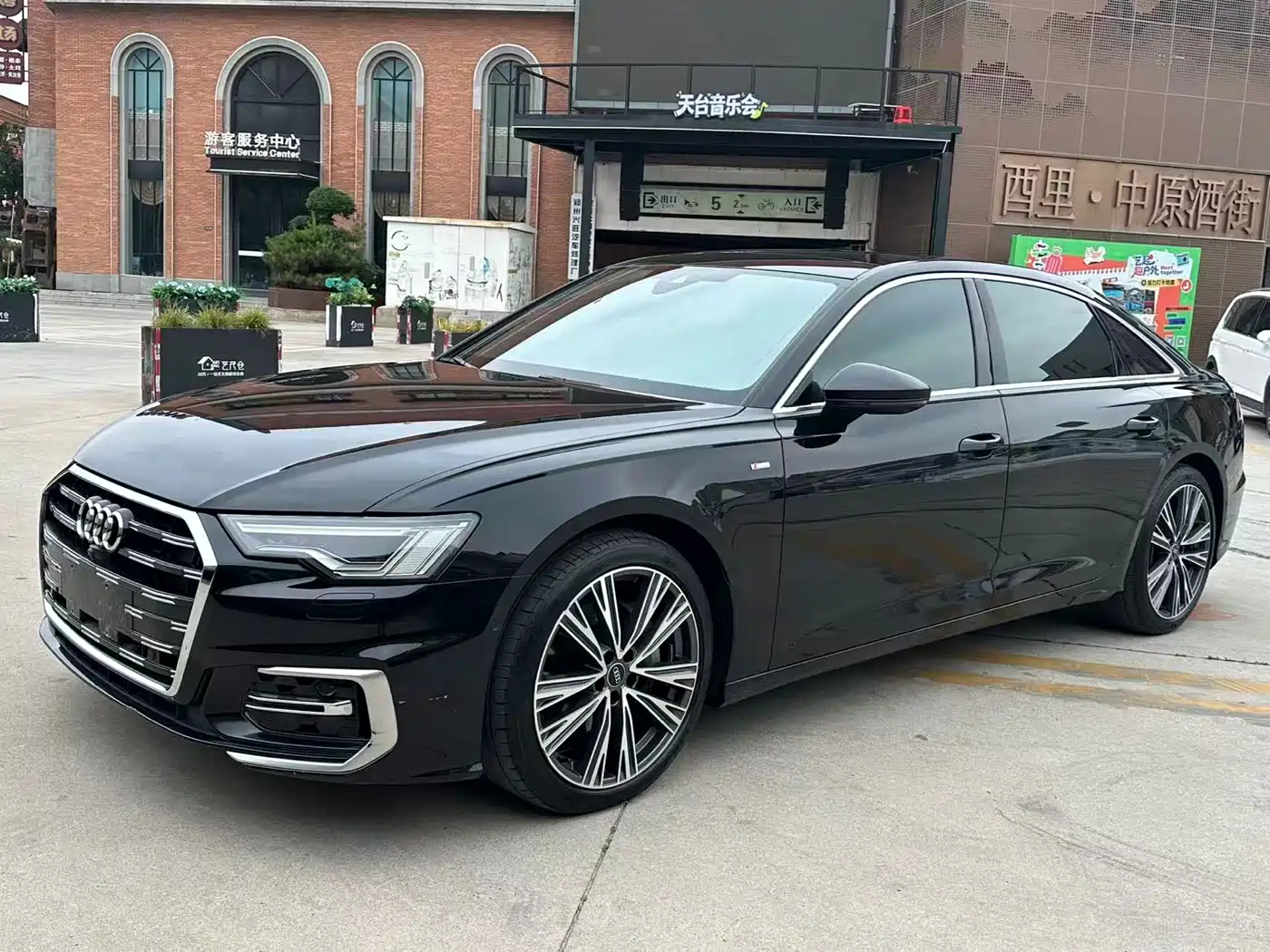 Audi A6L 2024 45 TFSI Premium Dynamic
