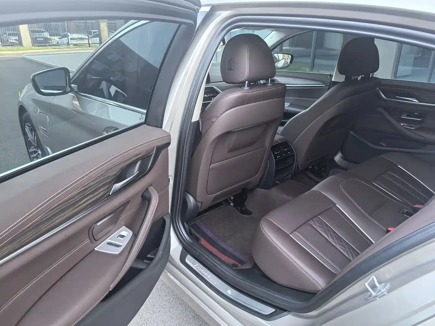 BMW 5 Series New Energy 2022 Facelift II 535Le Pioneer Edition M Sport Package фото 8