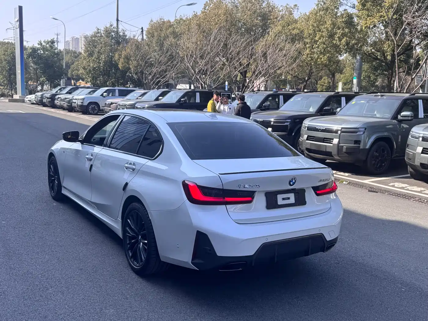 BMW 3 Series 2023 325Li M Sport Package фото 18