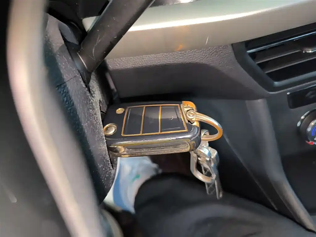Volkswagen Lavida 2022 1.5L Auto Comfort Edition фото 9