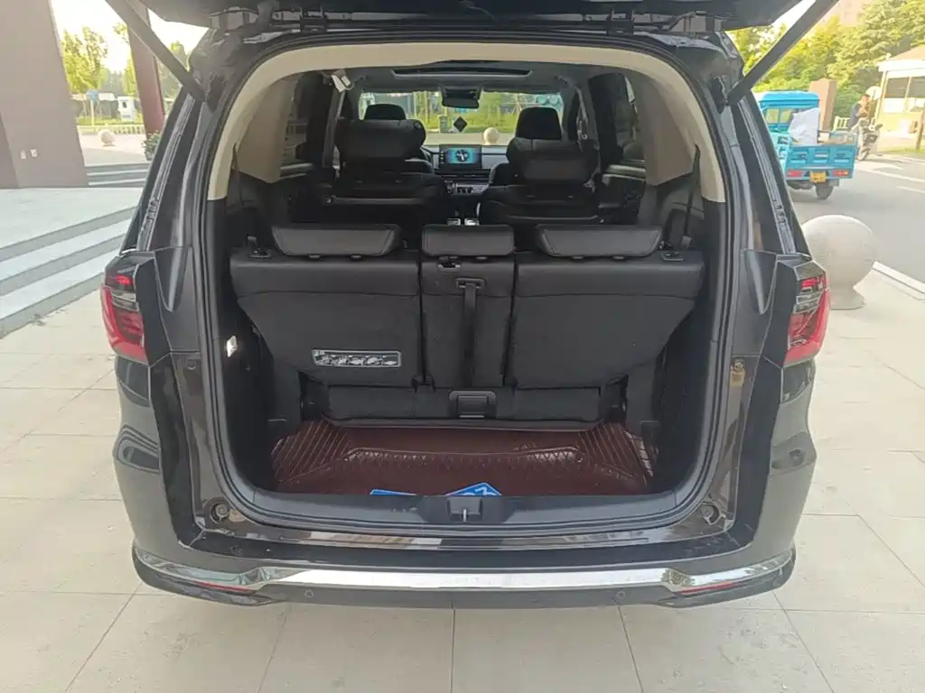 Honda Elysion 2024 2024 2.0L e:HEV Luxury Edition