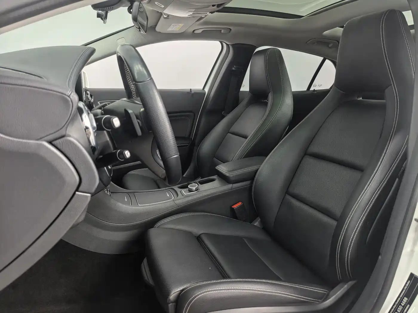 Mercedes-Benz GLA 2018 GLA 200 Fashion фото 14
