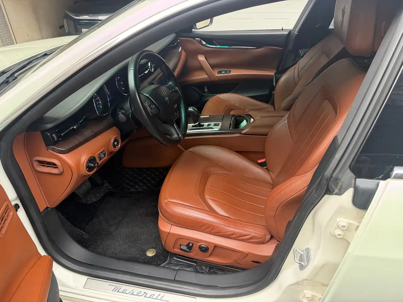 Maserati Quattroporte 2014 2013 3.0T Standard