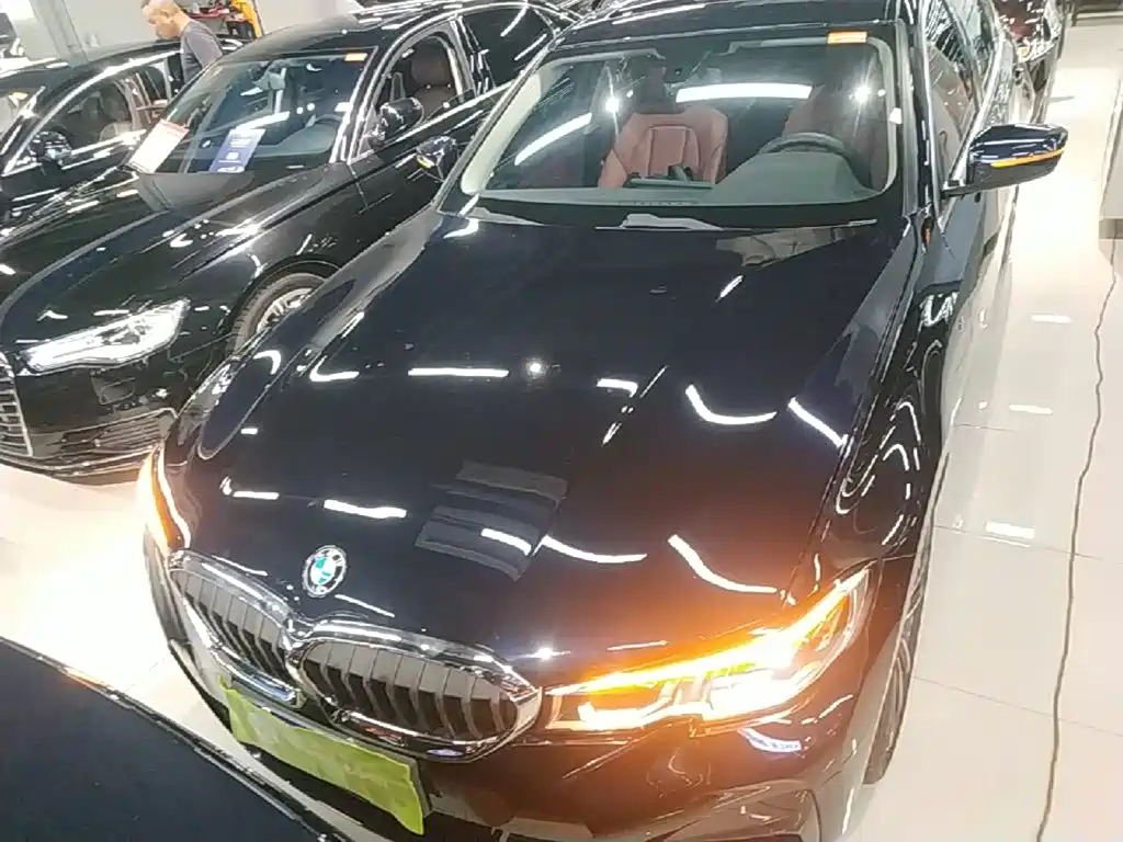 BMW 3-SERIES