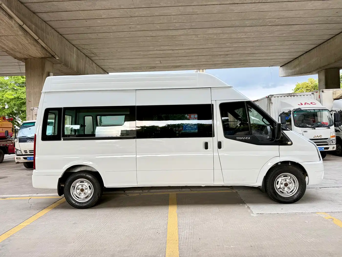 Ford New Generation Transit 2019 2016 Model 2.2T Long Wheelbase 6-Seater High-Roof Multi-Purpose Vehicle