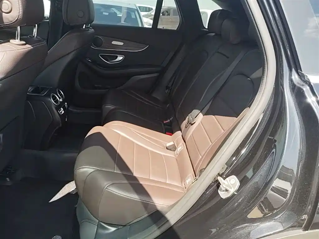 Mercedes-Benz GLC 2022 Facelift GLC 300 L 4MATIC Dynamic Collector's Edition фото 17