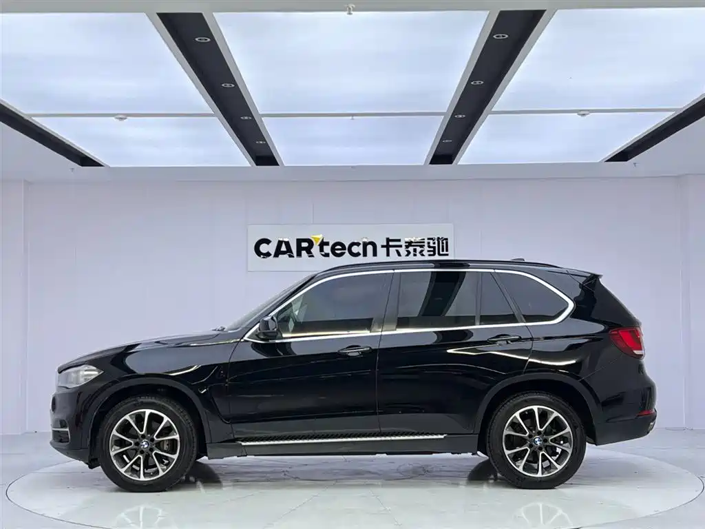 BMW X5 (Import) 2014 xDrive35i Leading фото 2