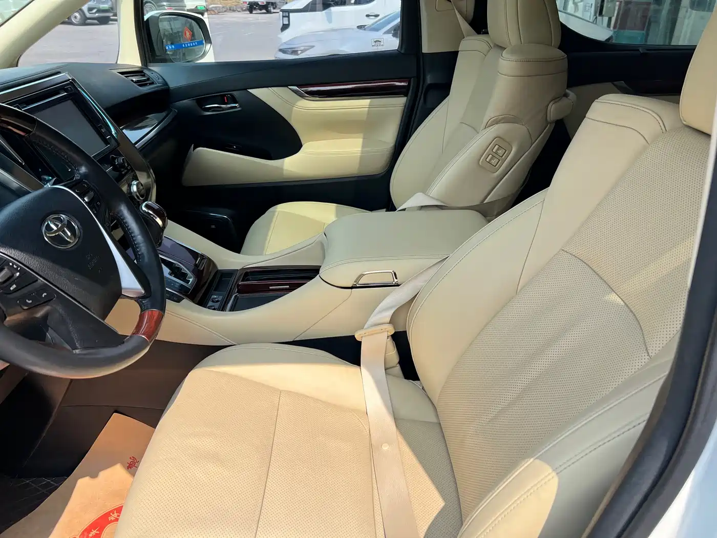 Toyota Alphard 2015 3.5L Luxury Edition фото 5