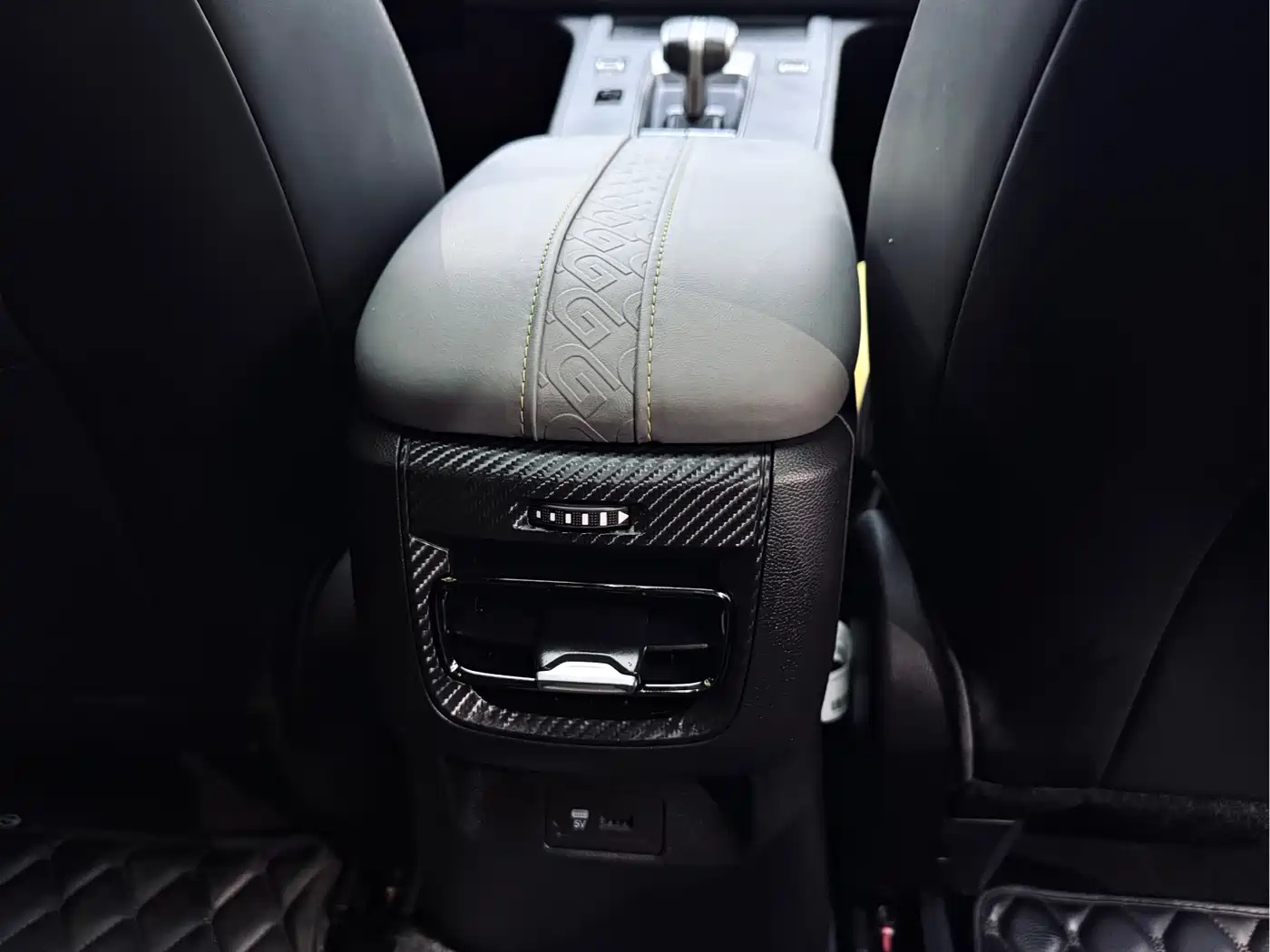 GAC Trumpchi Trumpchi Emkoo 2021 270T DCT J11 Edition фото 16