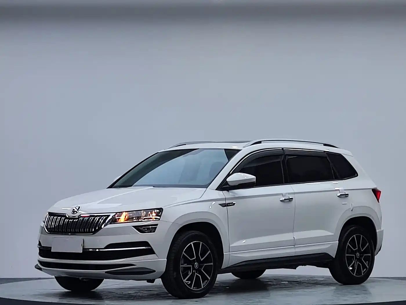 Škoda Karoq 2022 TSI280 Luxury Edition