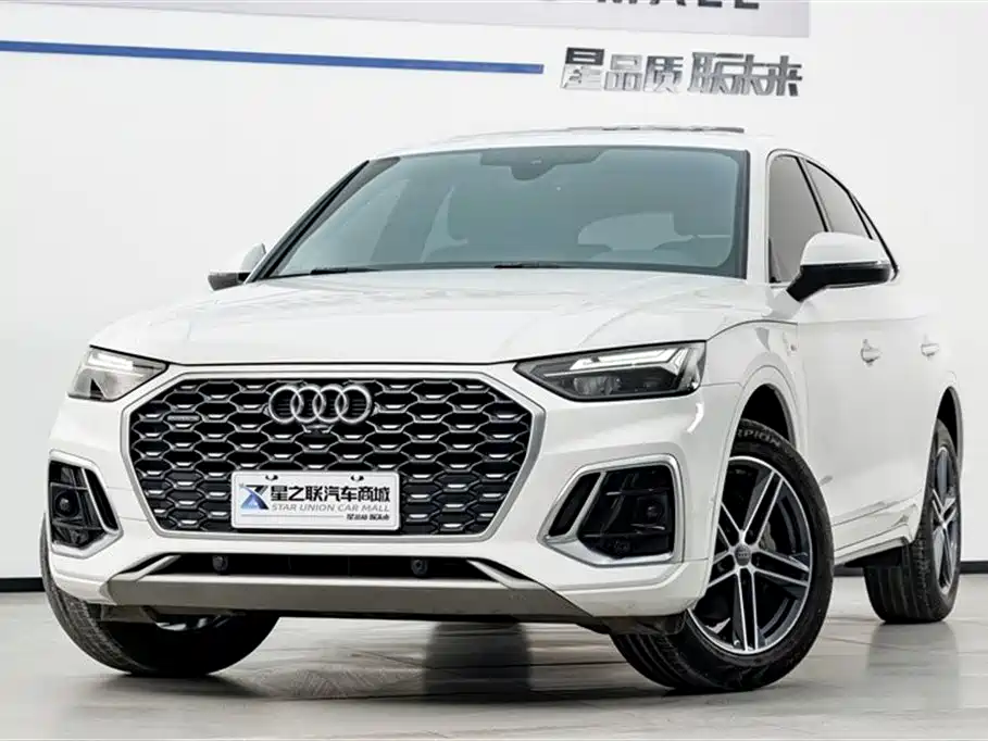 Audi Q5L Sportback 2021 40 TFSI Fashion фото 2