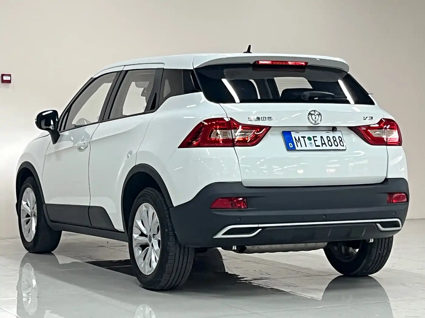 Zhonghua V3 2018 2017 1.5L Manual Comfort