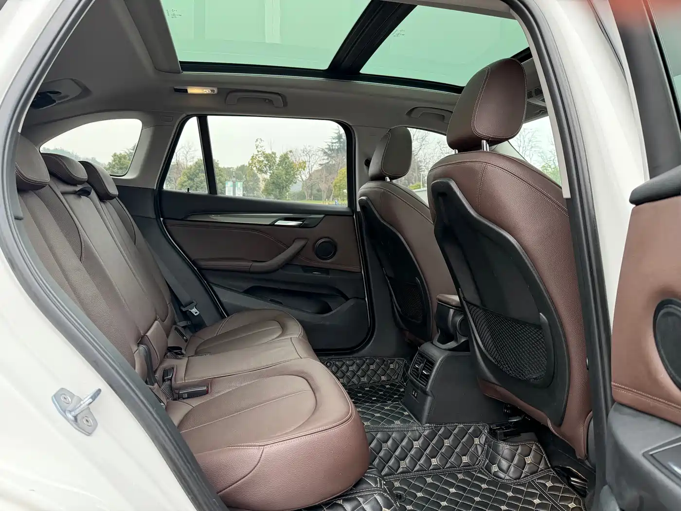 BMW X1 2019 sDrive18Li Premium Model фото 11