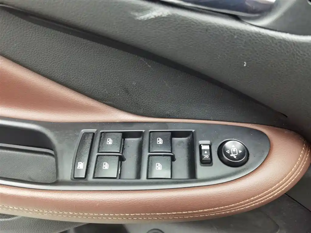 Buick Envision Plus 2019 28T 4WD Luxury Type China V фото 9
