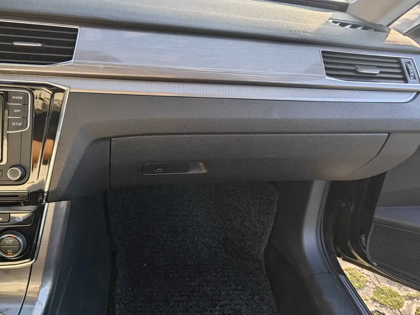Volkswagen Passat 2017 280TSI DSG Prestige фото 18