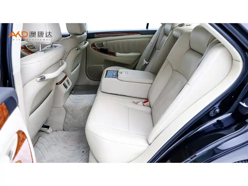 Toyota Crown 2007 2.5L Royal Special Edition фото 7