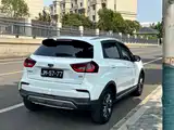Фото 11 - Geely Vision X3