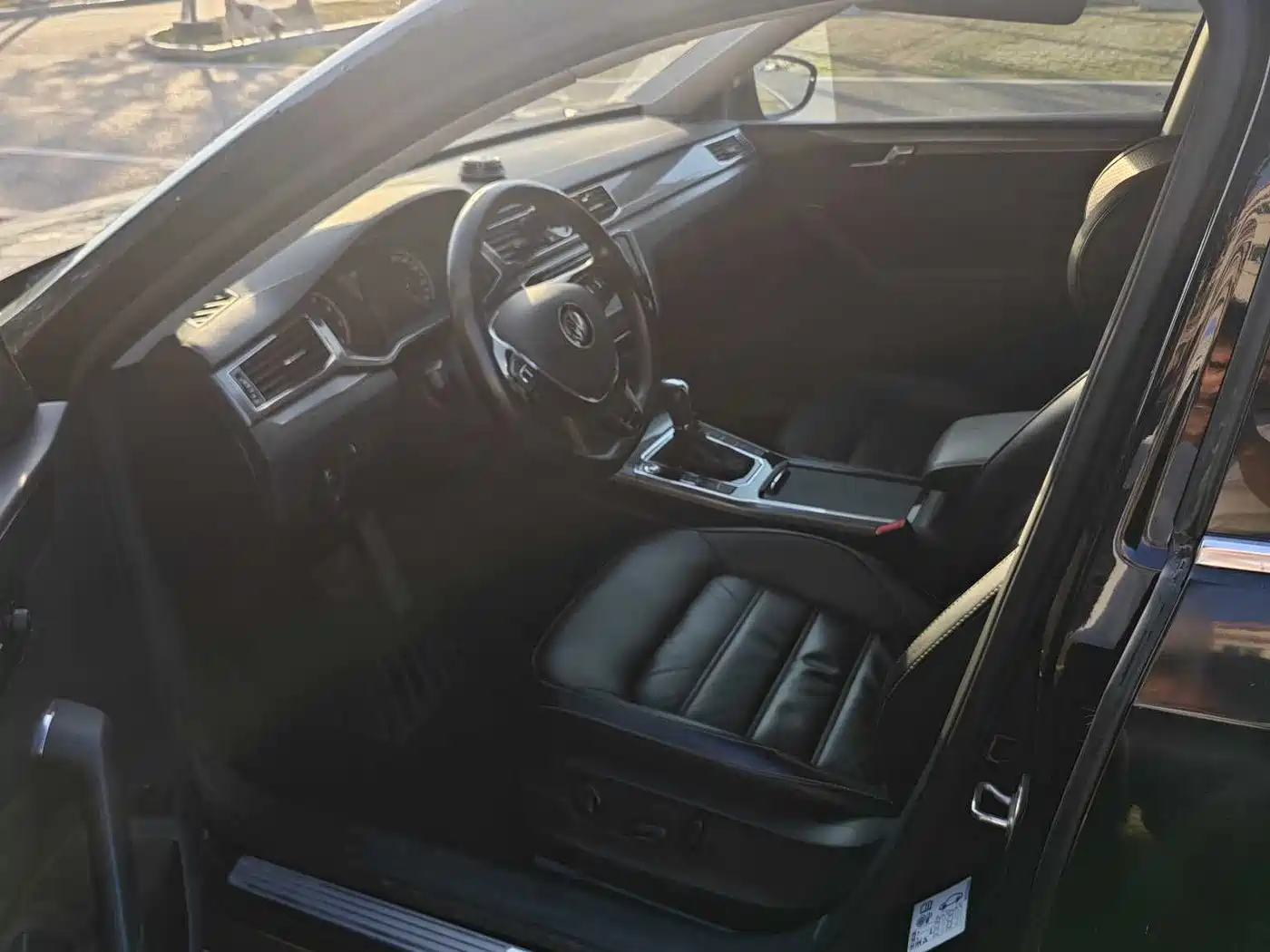 Volkswagen Passat 2017 280TSI DSG Prestige фото 15