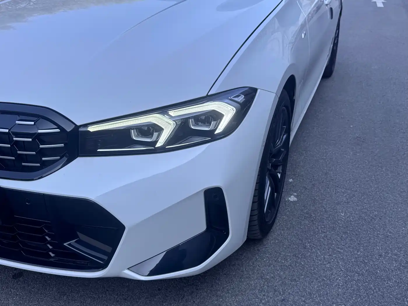 BMW 3 Series 2023 325Li M Sport Package фото 6