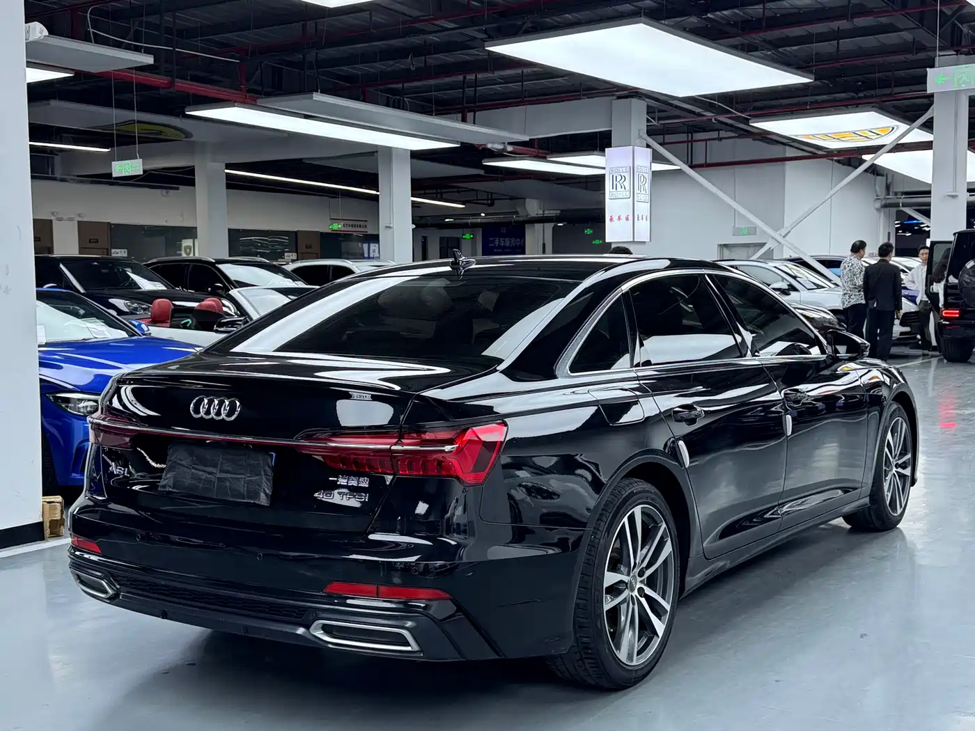 Audi A6L 2021 40 TFSI Luxury Sport фото 18
