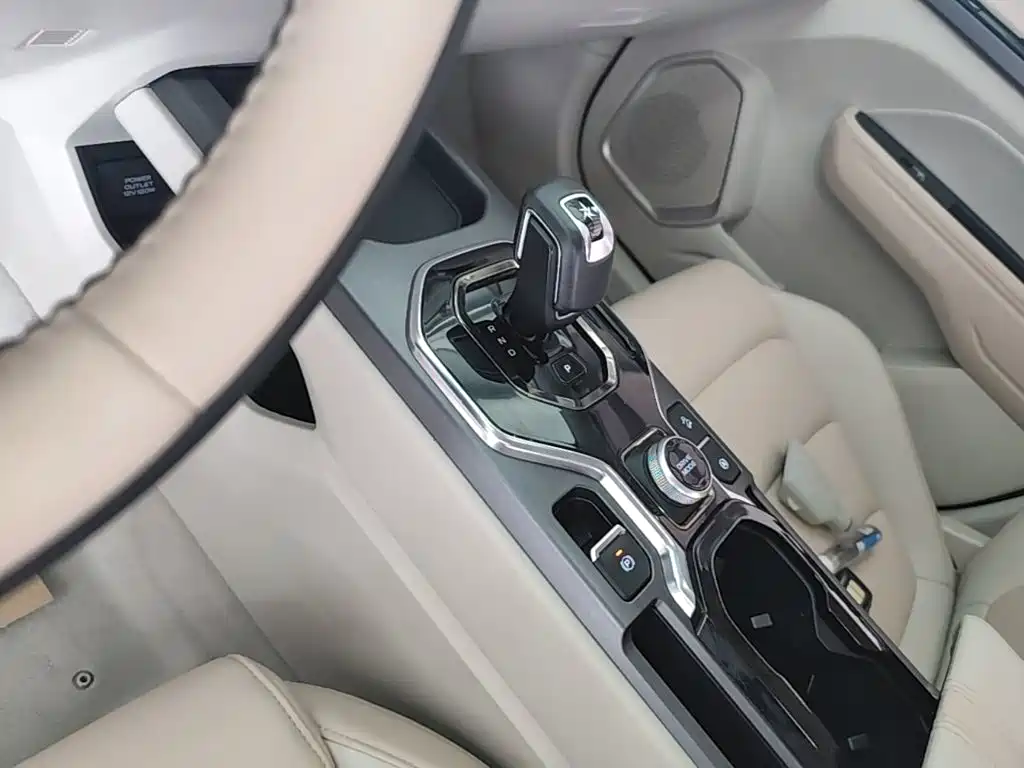Geely ICON 2023 2023 Model 1.5TD Chocolate Deluxe Edition