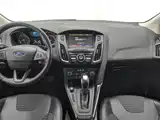 Фото 12 - Ford Focus