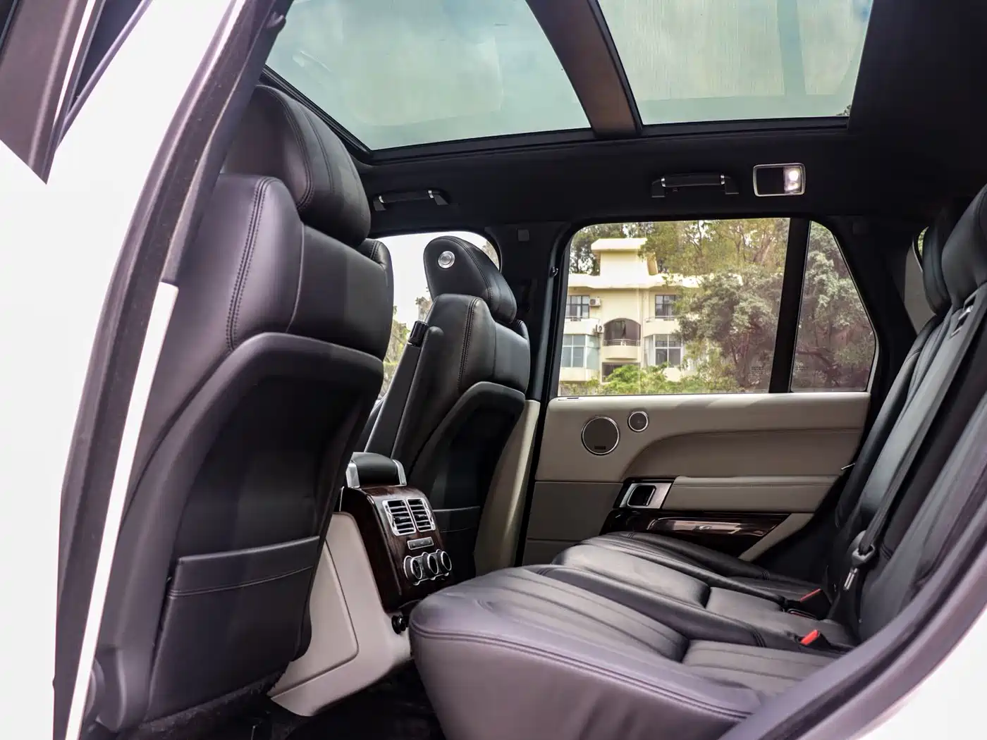 Land Rover Range Rover 2014 Facelift 3.0 SC V6 Vogue фото 7