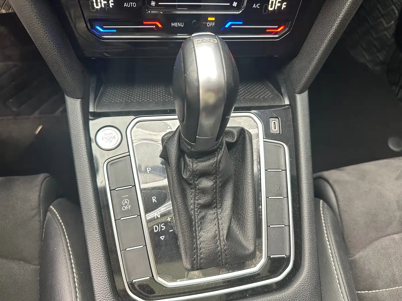 Volkswagen Magotan 2021 330TSI DSG 30th Anniversary Edition фото 11