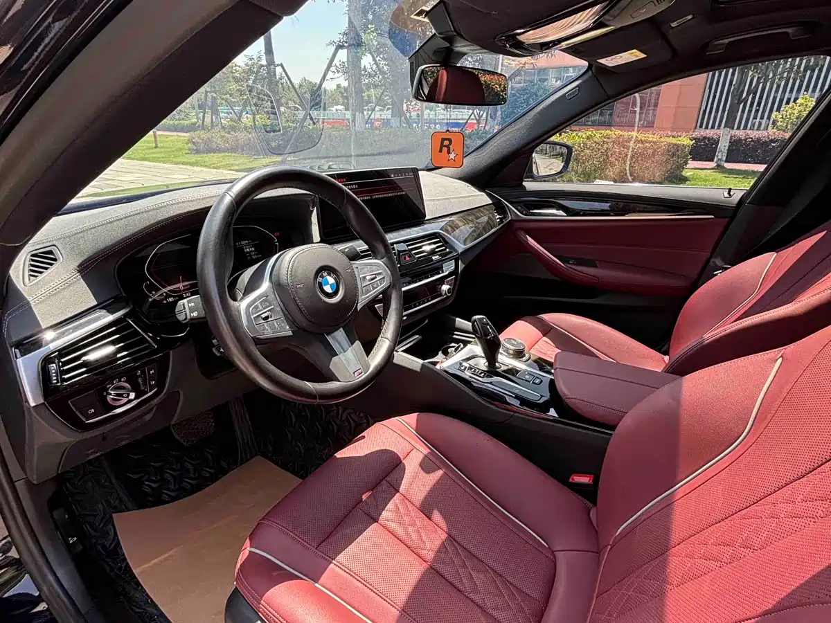 BMW 5-SERIES