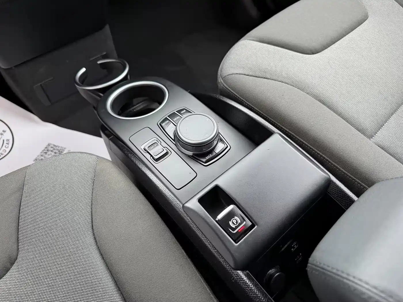 BMW i3 (Import) 2019 Quick Charge Version фото 16
