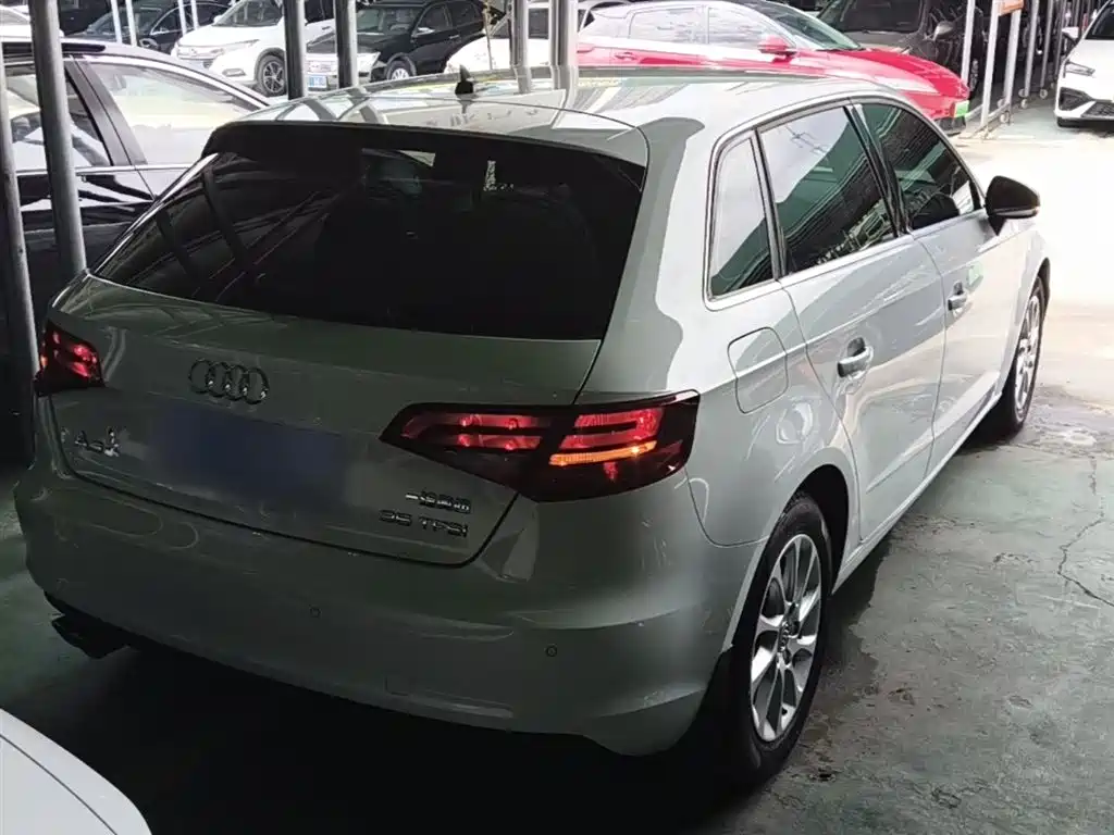 Audi A3 2016 Sportback 35 TFSI Progressive фото 7