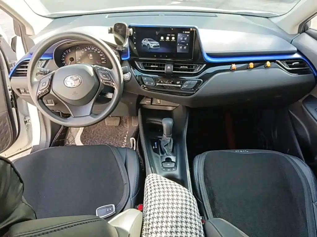 Toyota C-HR 2023 2023 Model 2.0L Premium Edition
