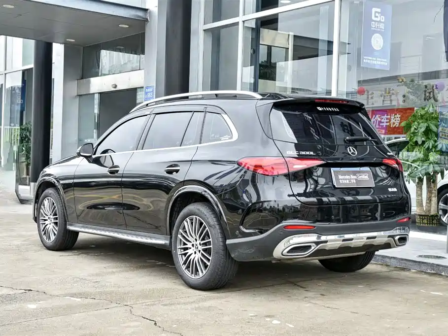 Mercedes-Benz GLC 2023 Facelift GLC 300 L 4MATIC Sport 5-Seater фото 7