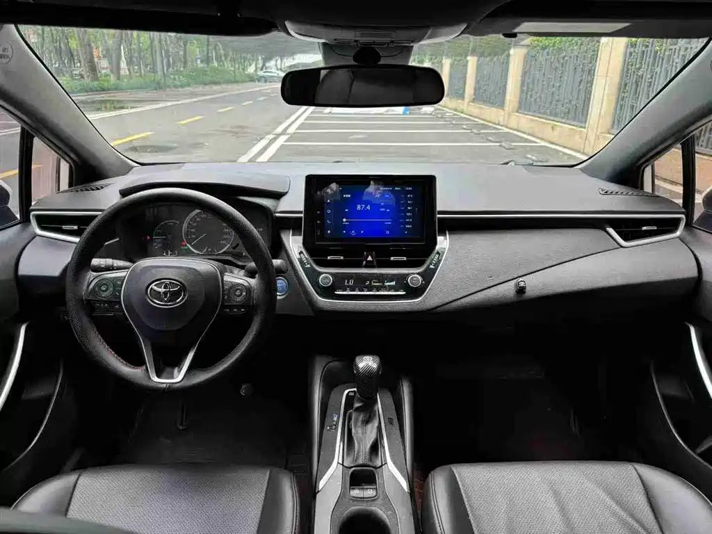 Toyota Levin 2022 Dual Engine 1.8H E-CVT Luxury Edition фото 6