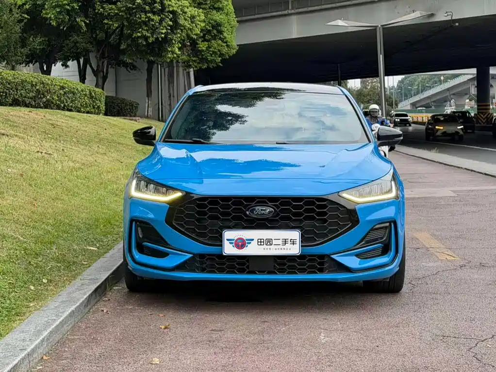 Ford Focus 2022 2022 Sedan EcoBoost 180 Automatic ST Line